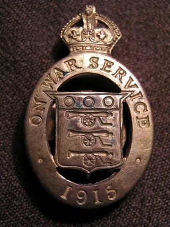 1915 On War Service Lapel Badge