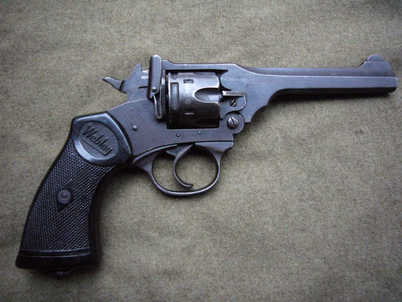 War Department Militaria Superb Deactivated 38 Webley Mkiv Revolver 