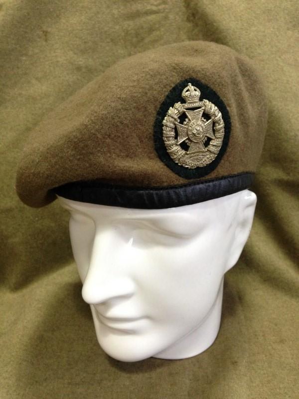 War Department Militaria | 1945 Rifle Brigade Khaki Beret