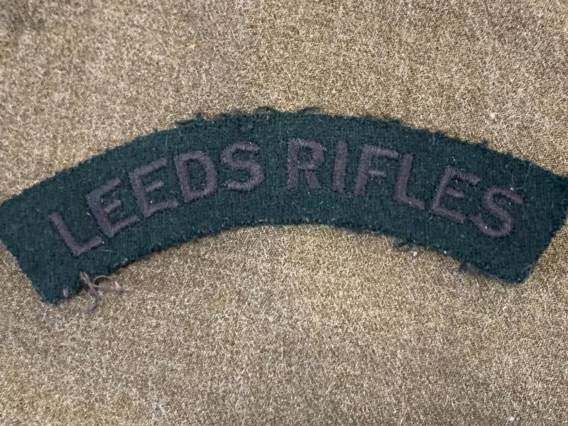 Leeds Rifles Shoulder Titles